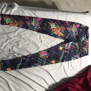 Splatter paint leggings